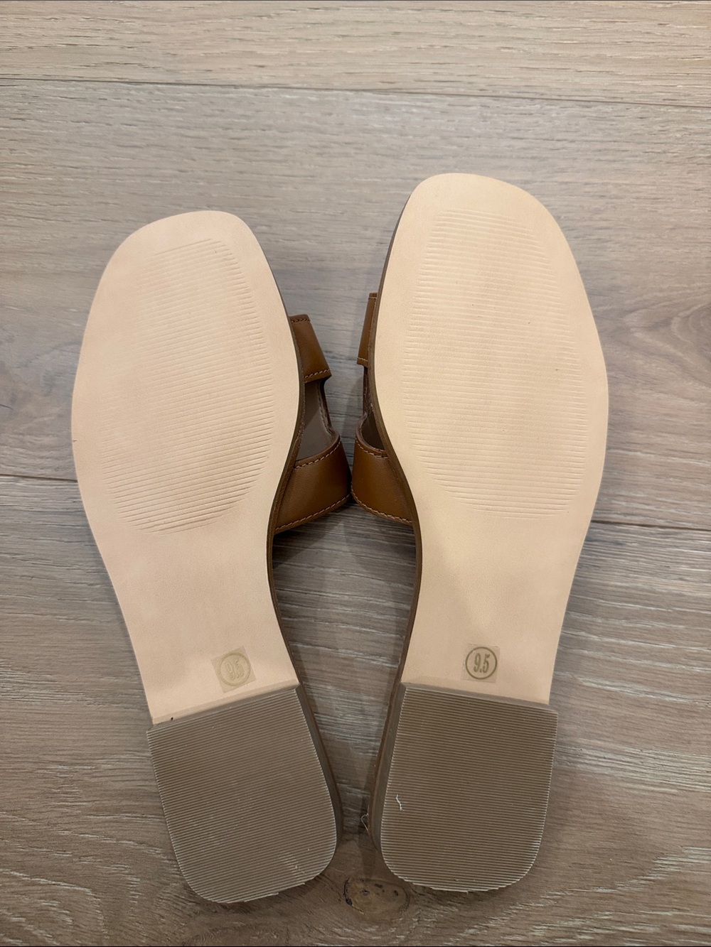 Steve Madden Hadyn 9.5 - Picture 2 of 2